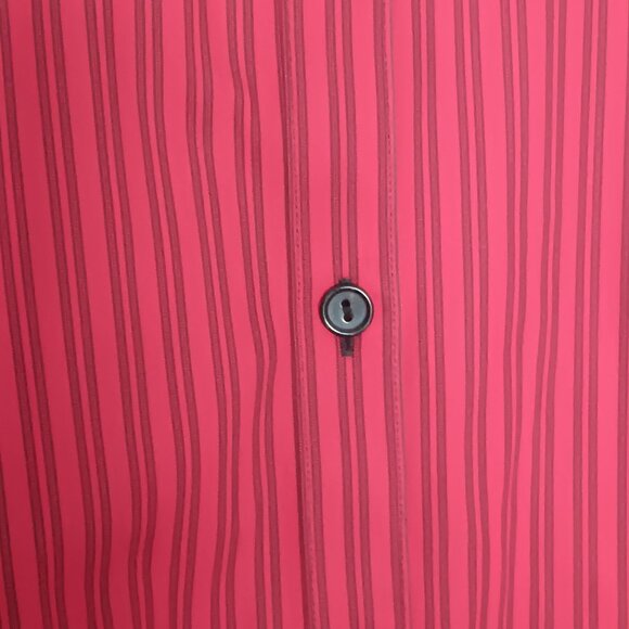 Catherines Womens Plus Size 2X Red Striped Button Down Shirt Non Iron Long Sleev - Picture 7 of 10